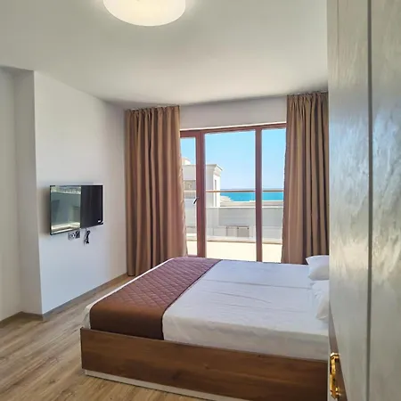 Cabacum Pleasure Beachfront