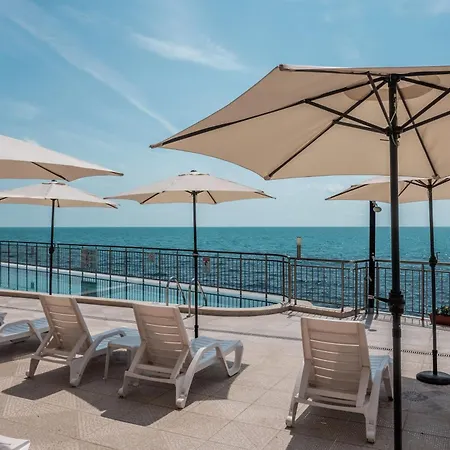 Cabacum Pleasure Beachfront