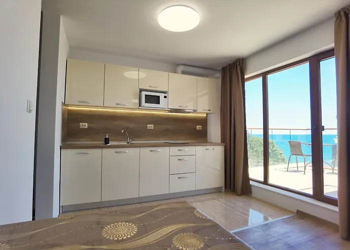 Cabacum Pleasure Beachfront Hotel de apartamente