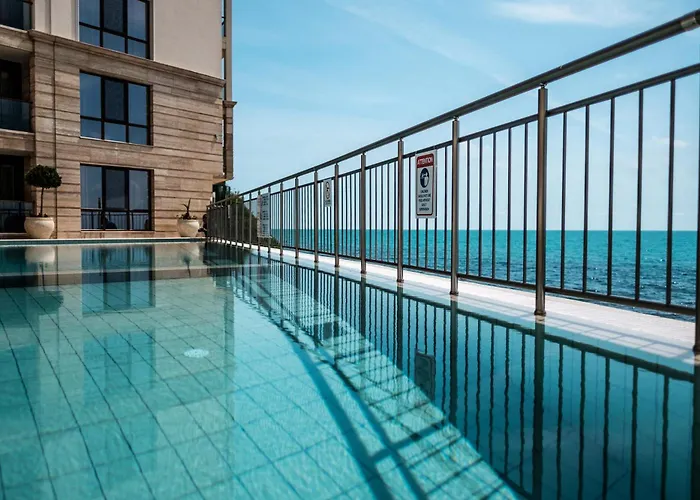 Aparthotel Cabacum Pleasure Beachfront 3*