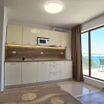 Cabacum Pleasure Beachfront - 50m To And Pool Aparthotel