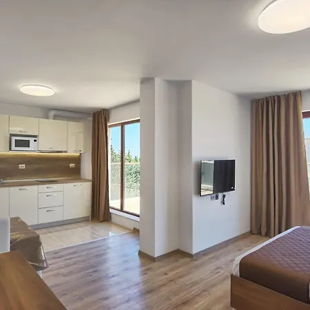 Cabacum Pleasure Beachfront - 50m To And Pool Apartahotel 3*